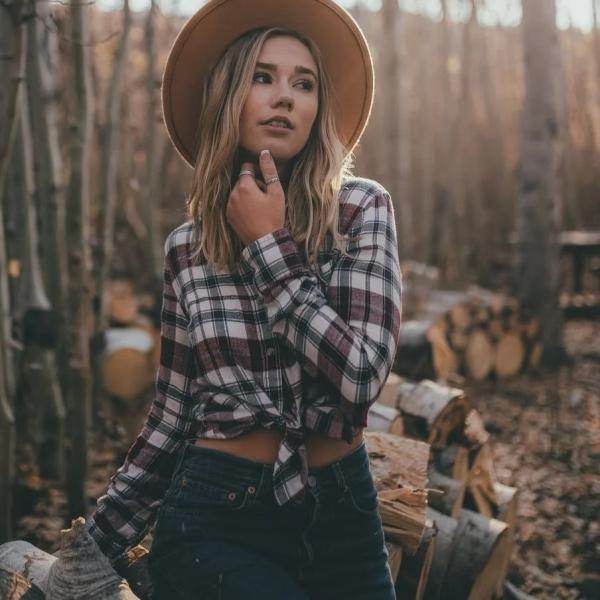 Woman shirt
